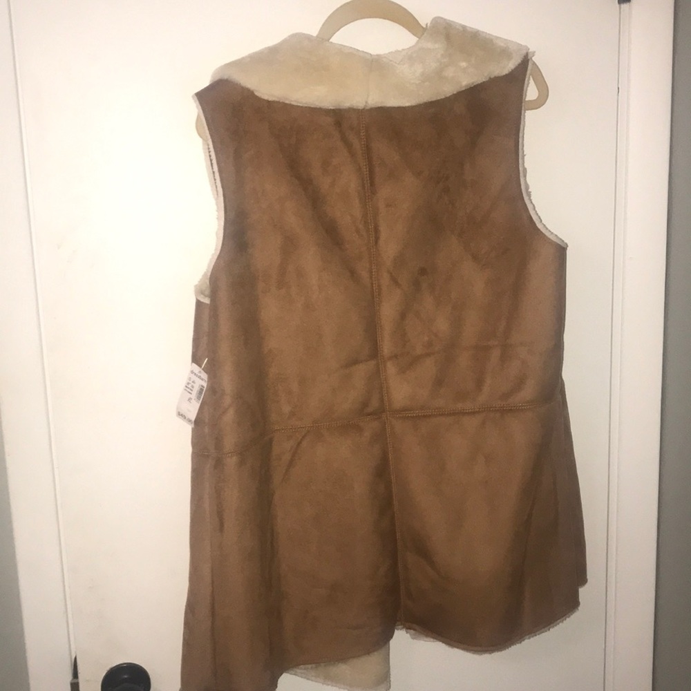 Sold @ consignment. - Picture 2 of 5